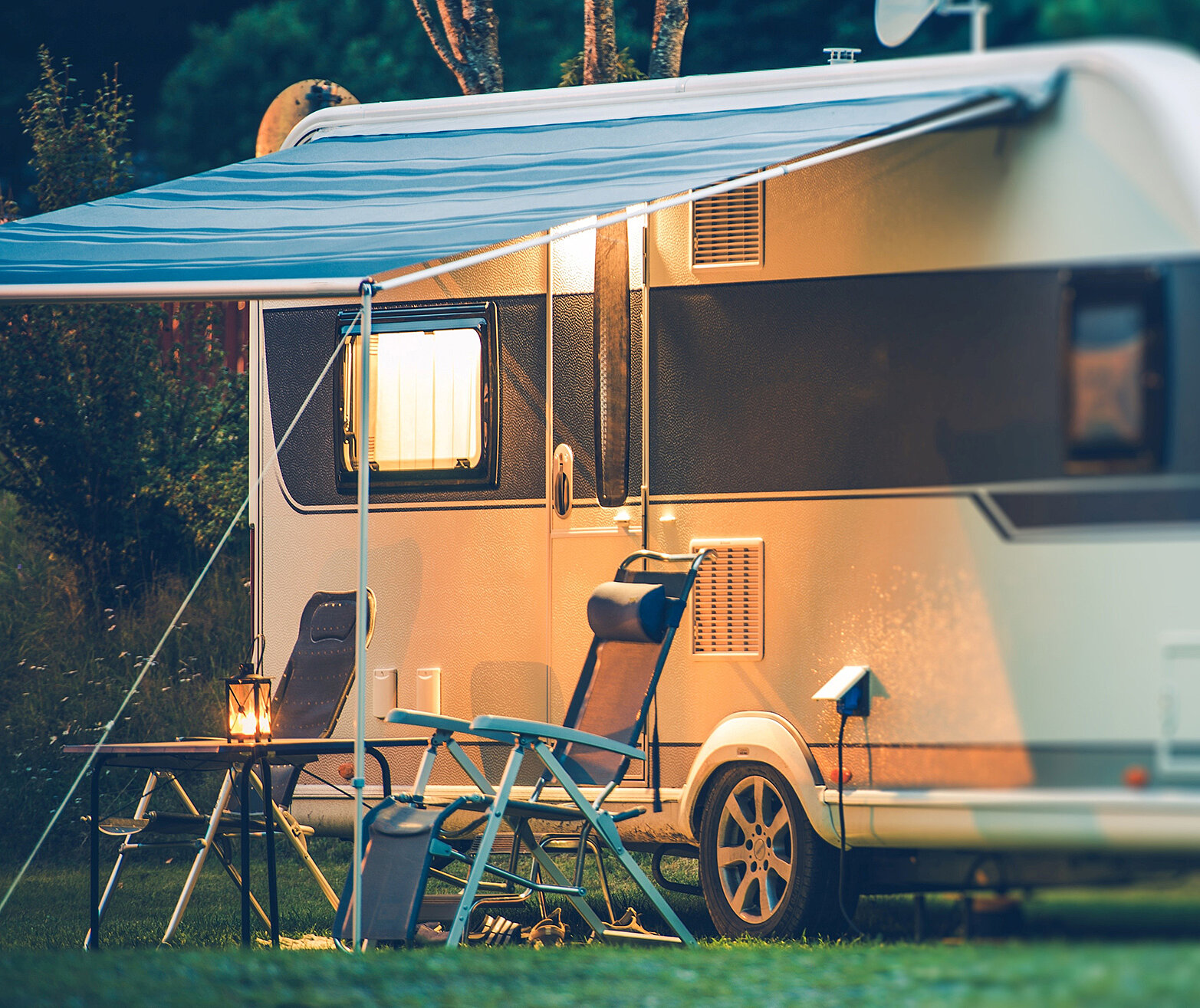 Zeltschraube – Entspannt campen