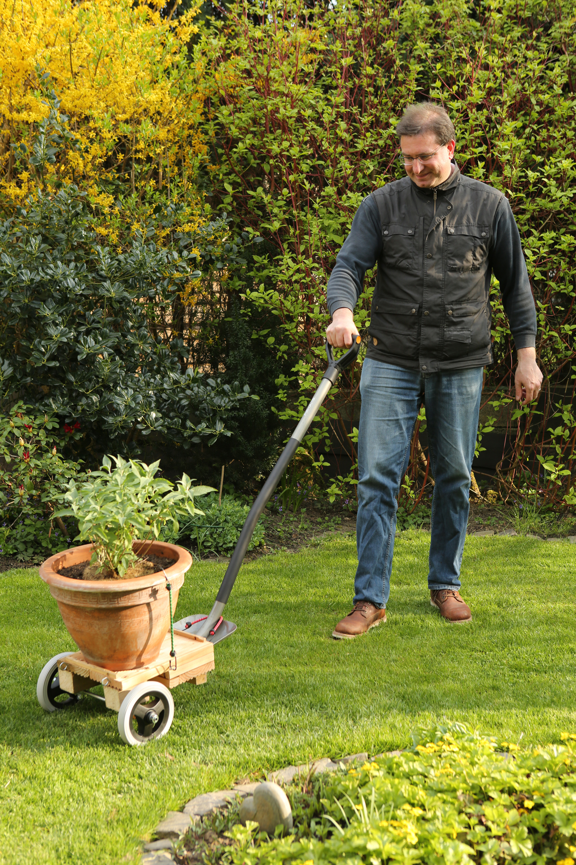 Praktischer Transporter für den Garten